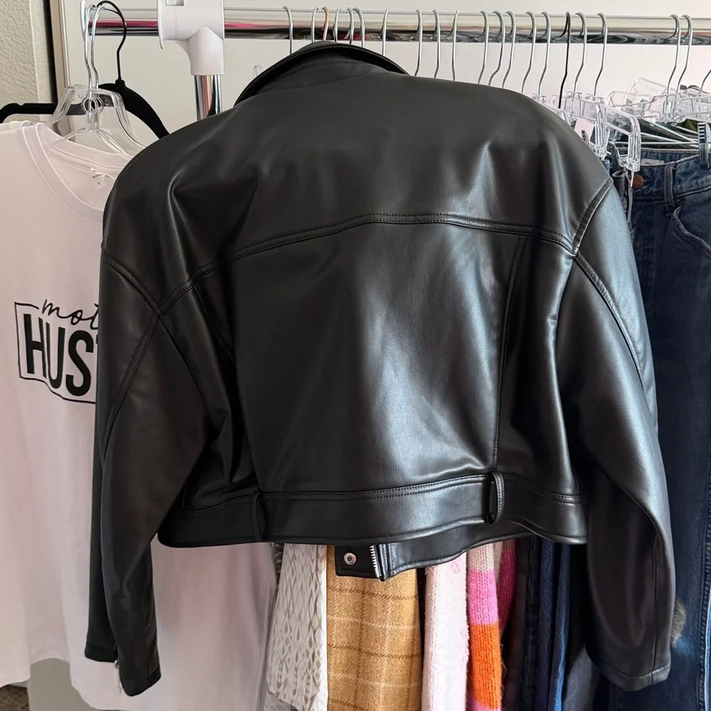 NWT ZARA Black Faux Leather Crop Jacket SZ Large - Picture 7 of 7